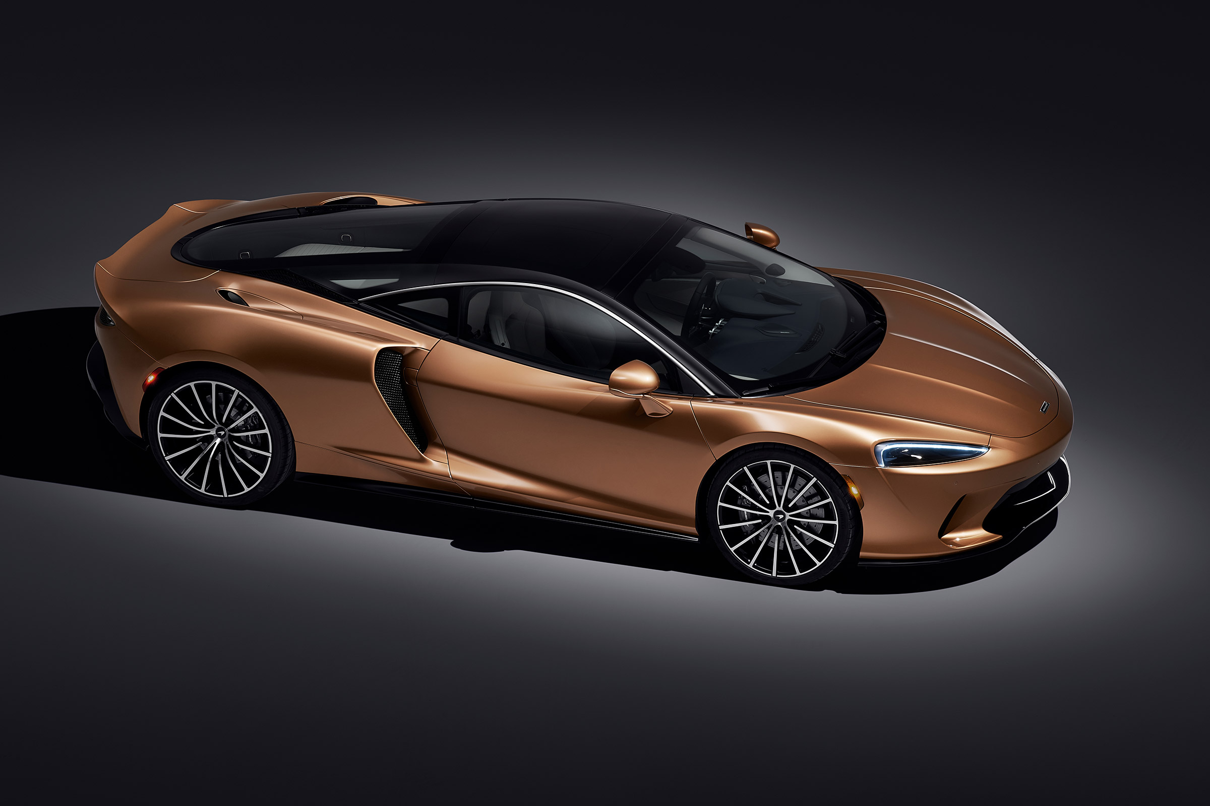 McLaren GT - top