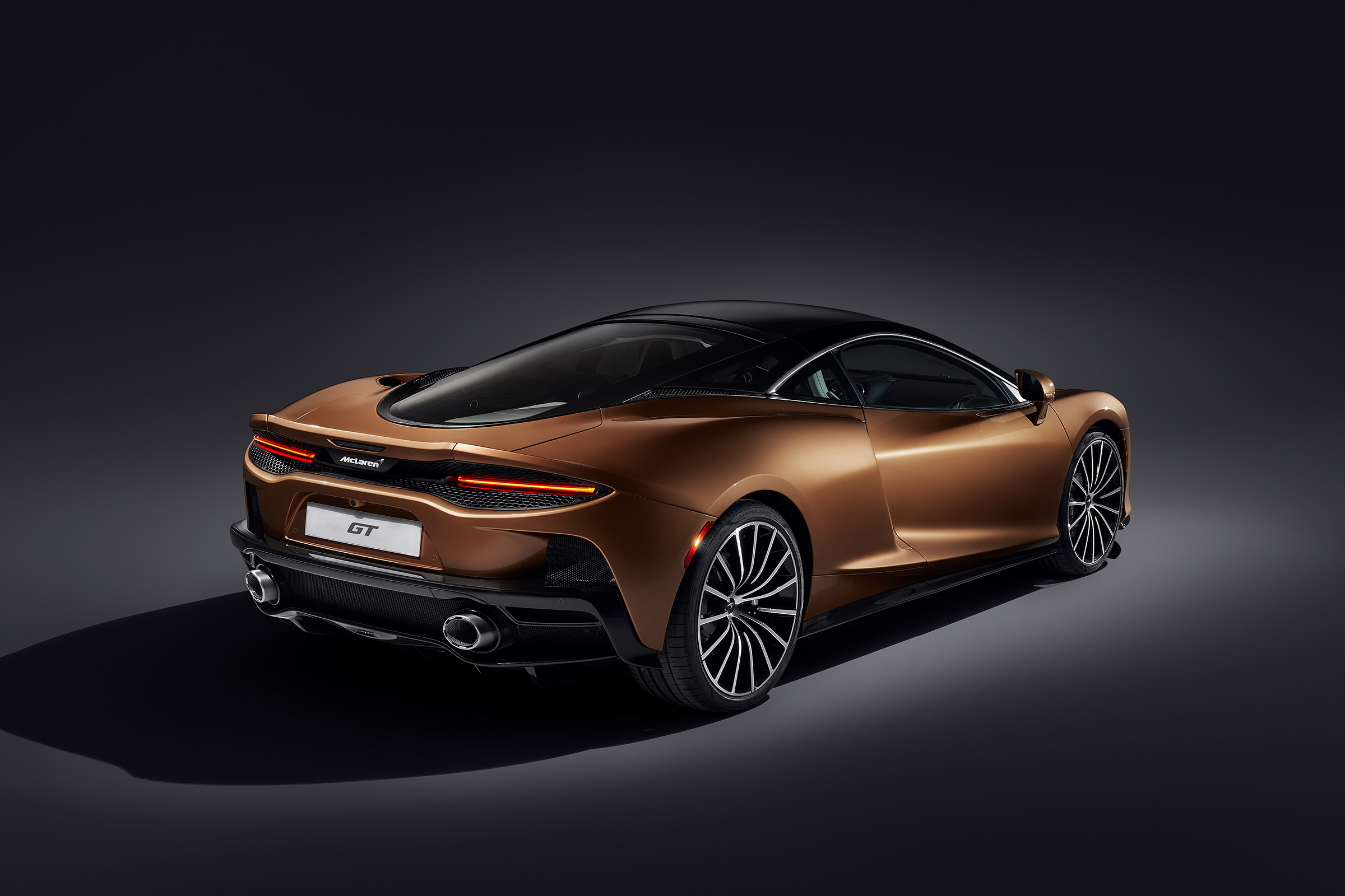 McLaren GT - rear