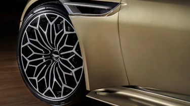 James Bond Aston Martin DBS Superleggera