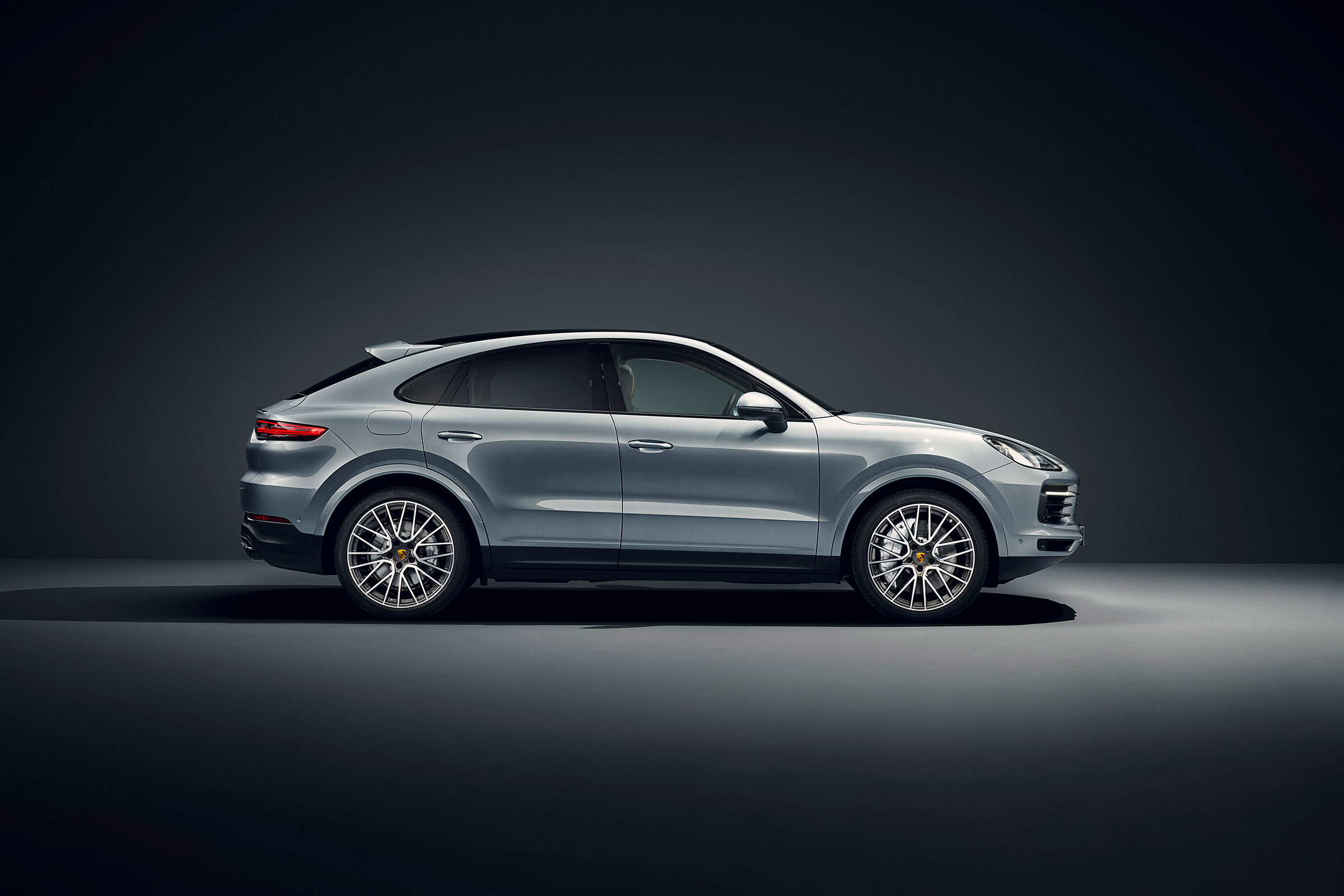 Porsche Cayenne S Coupe - side