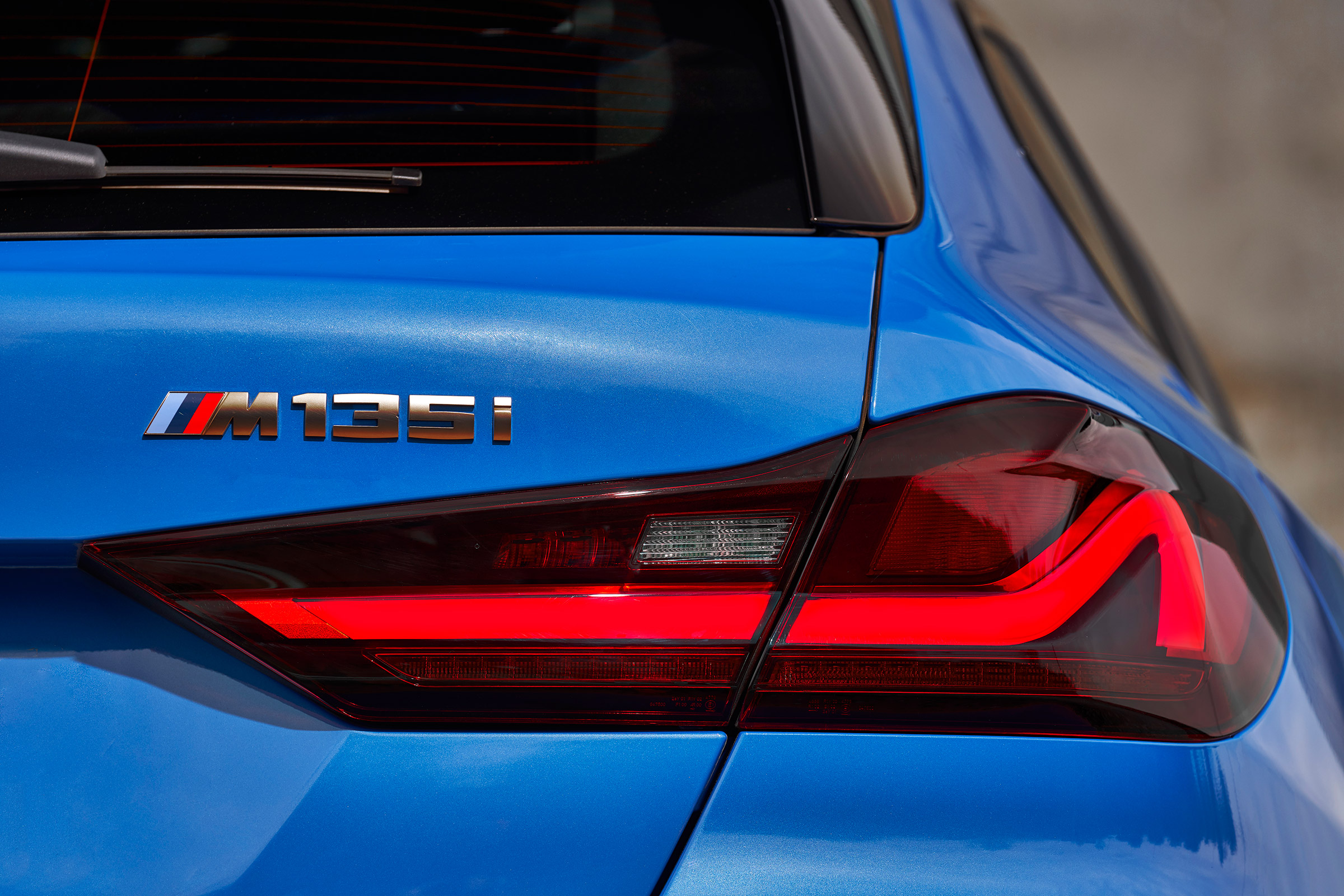 BMW M135i - badge