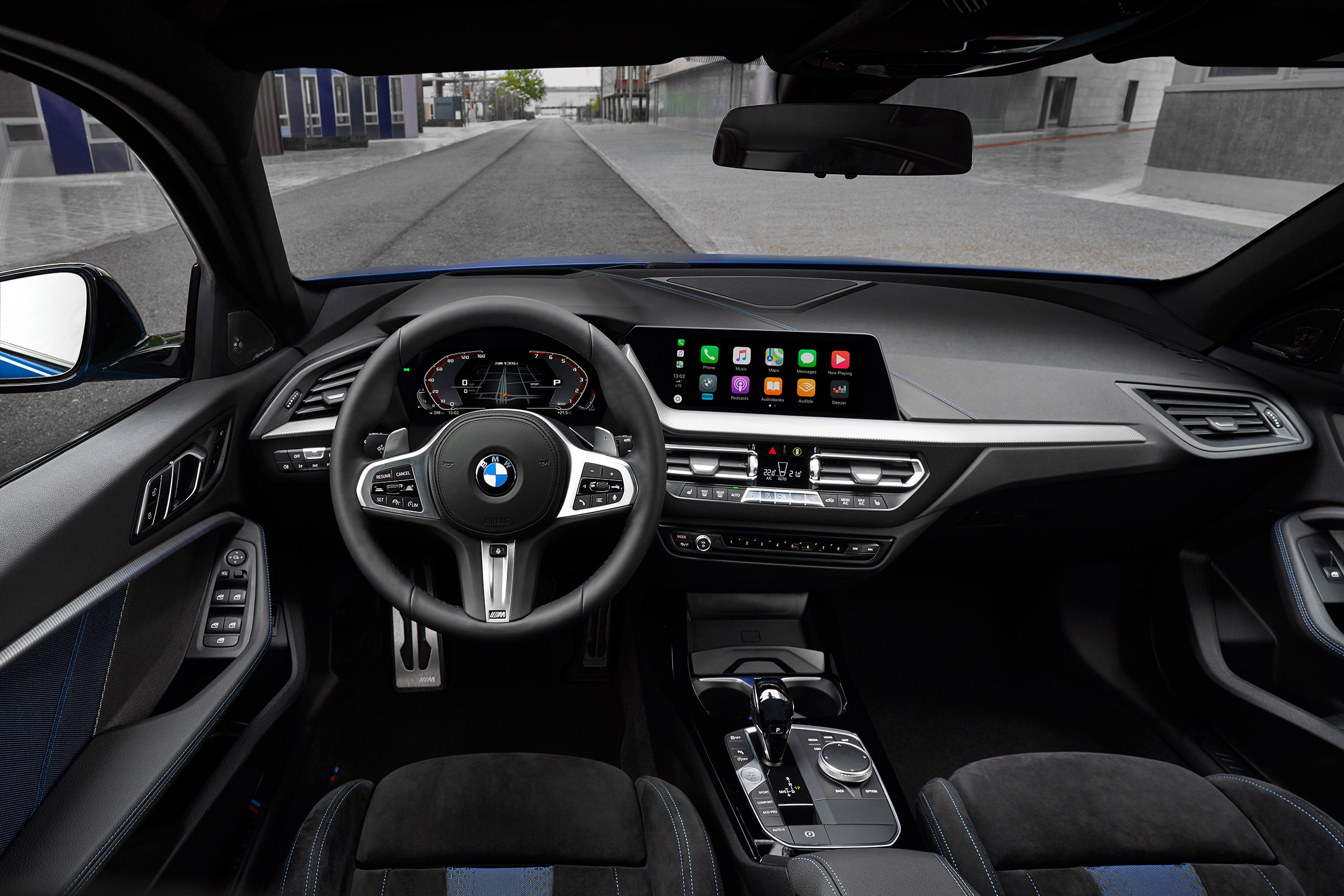 BMW M135i - dash