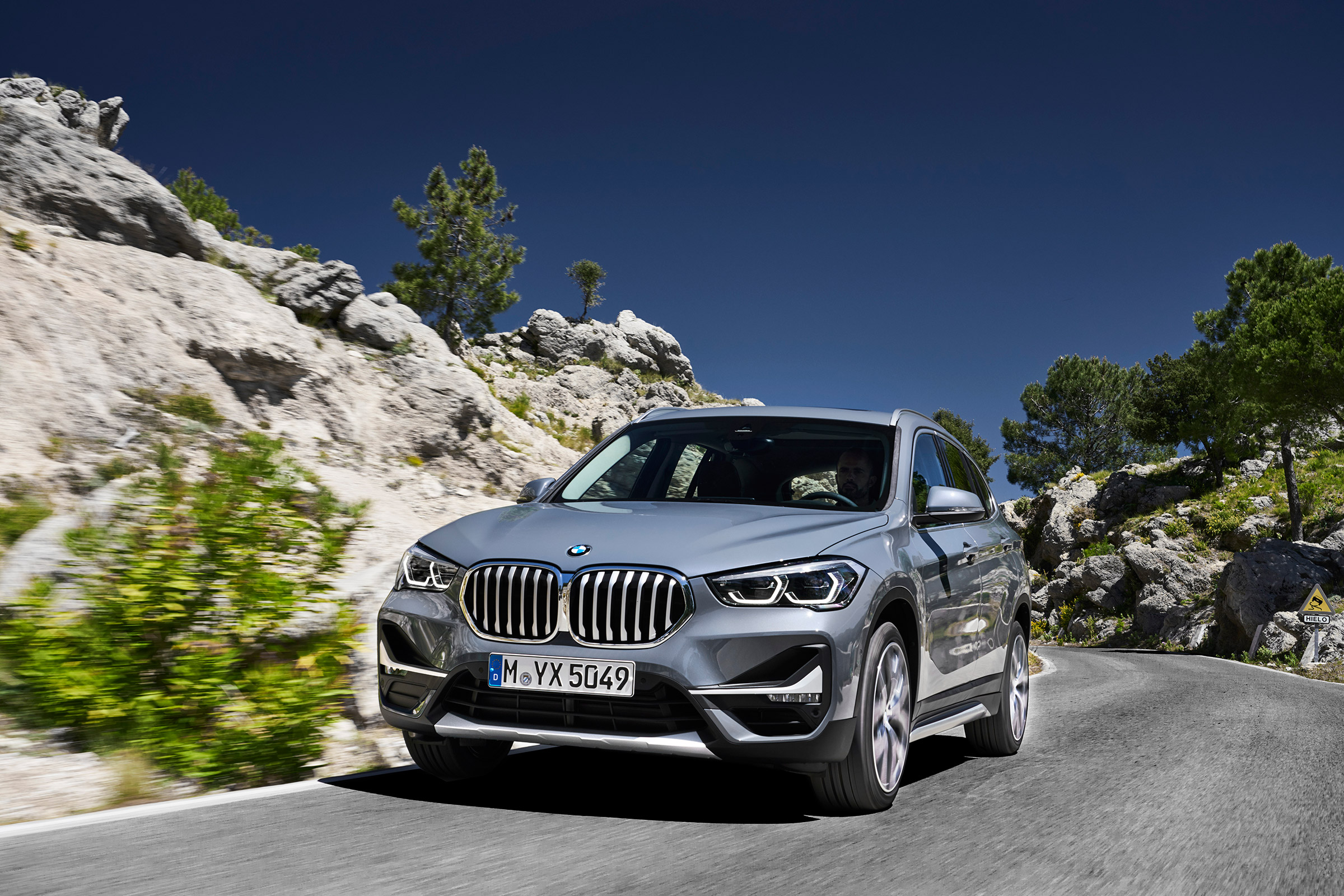BMW X1 facelift 2019 - front quarter