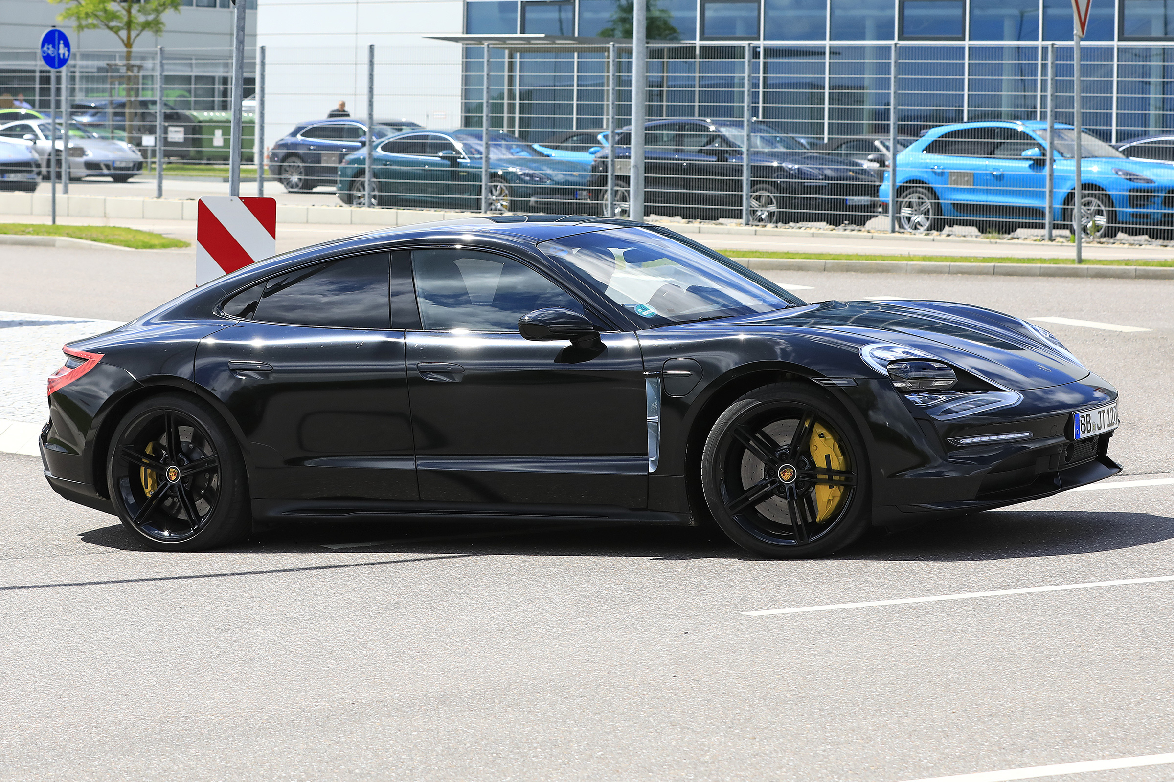Porsche Taycan spies