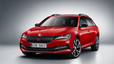 Skoda Superb facelift - front quarter