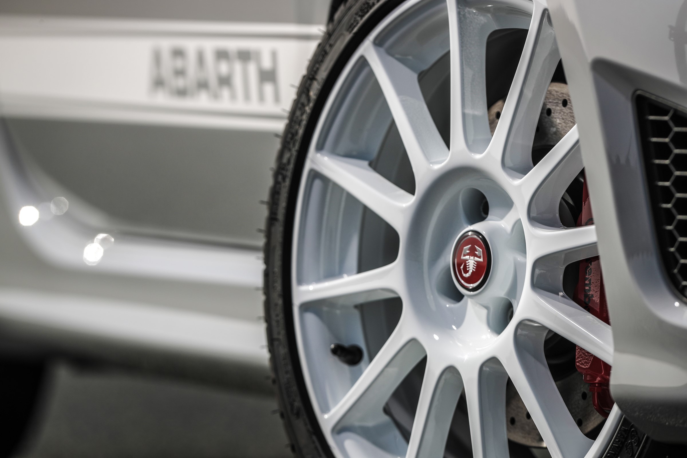 Abarth 595 Esseesse wheel