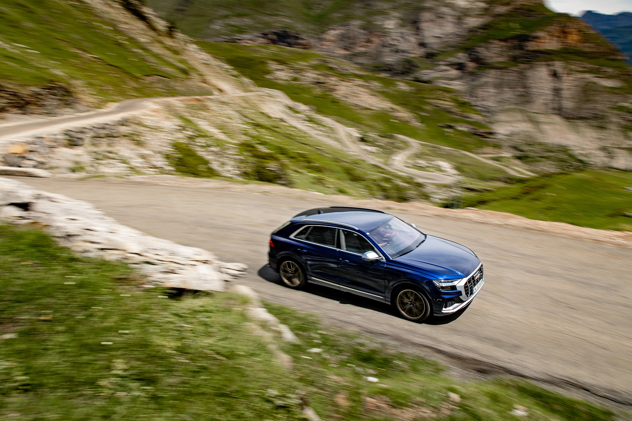 Audi SQ8 TDI review - top