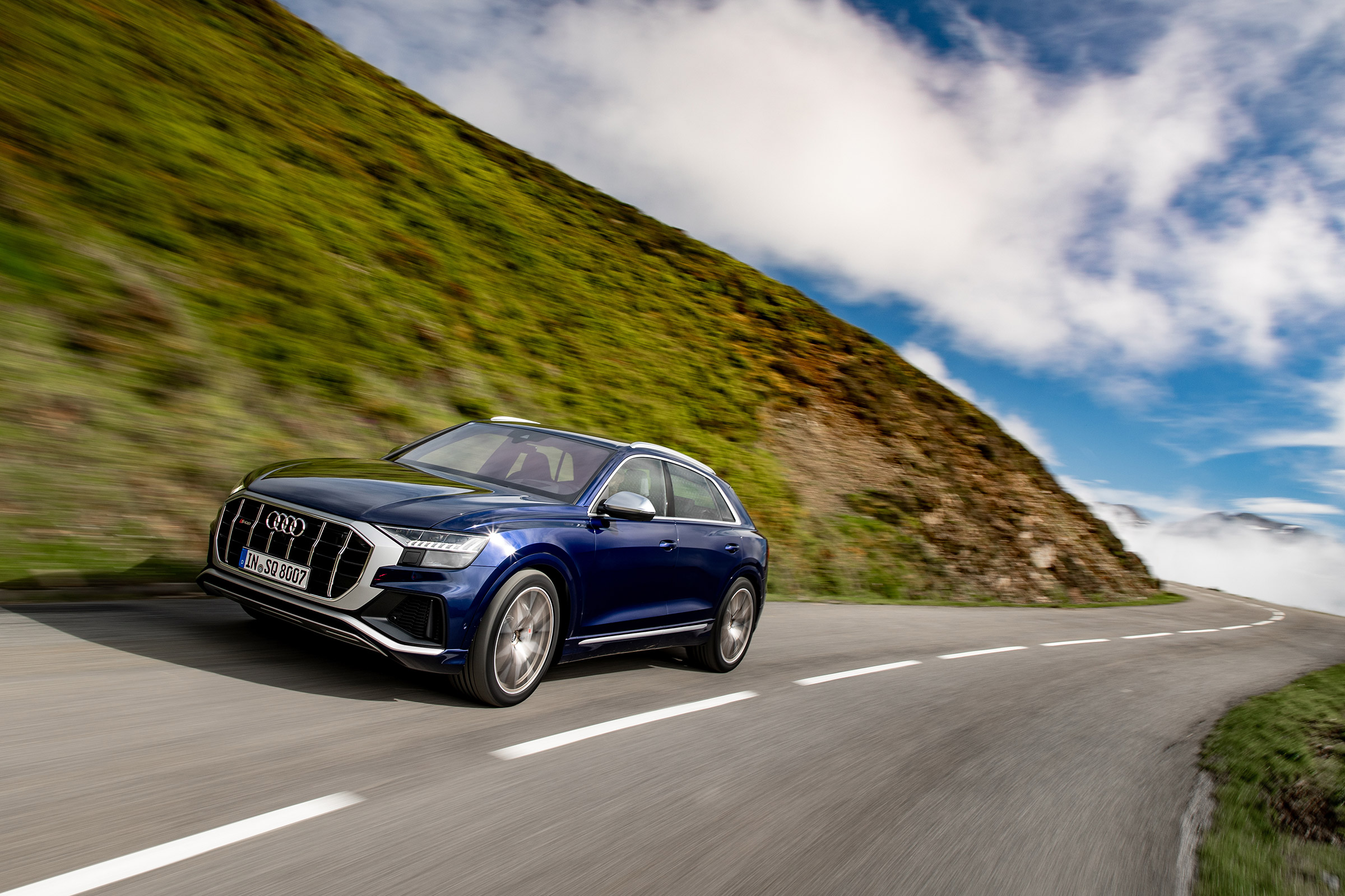 Audi SQ8 TDI review - front