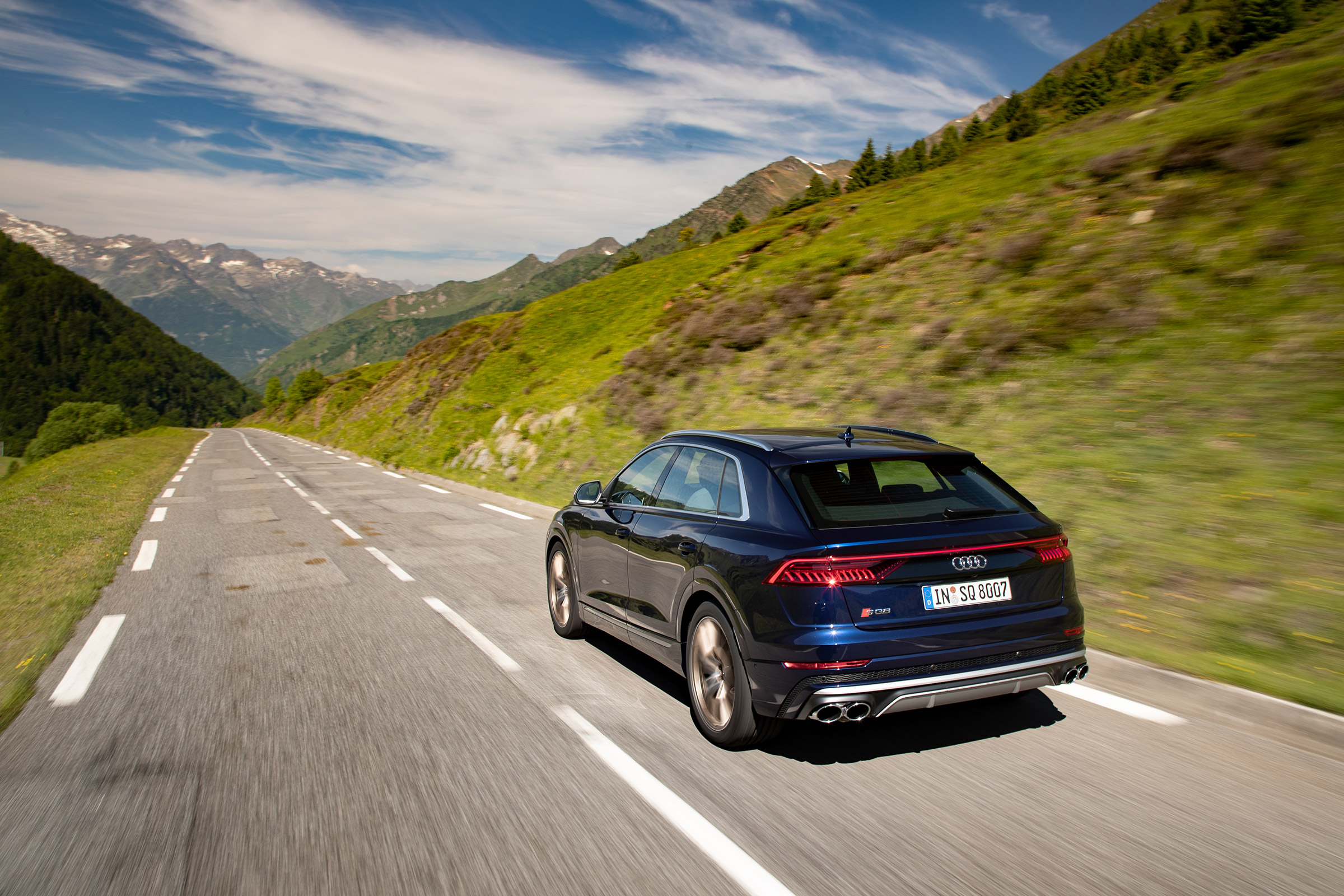 Audi SQ8 TDI review - rear
