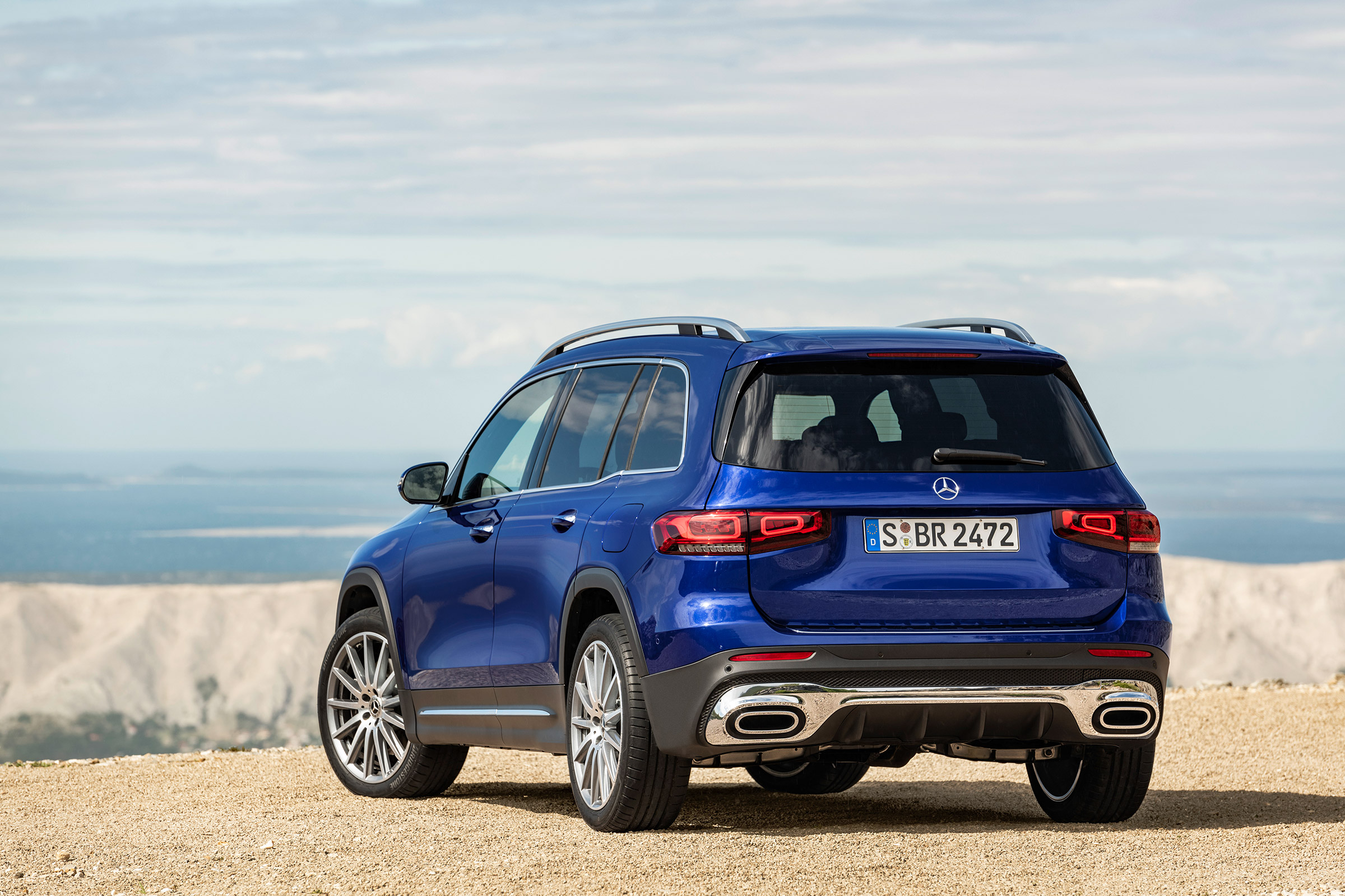 Mercedes GLB revealed - rear quarter