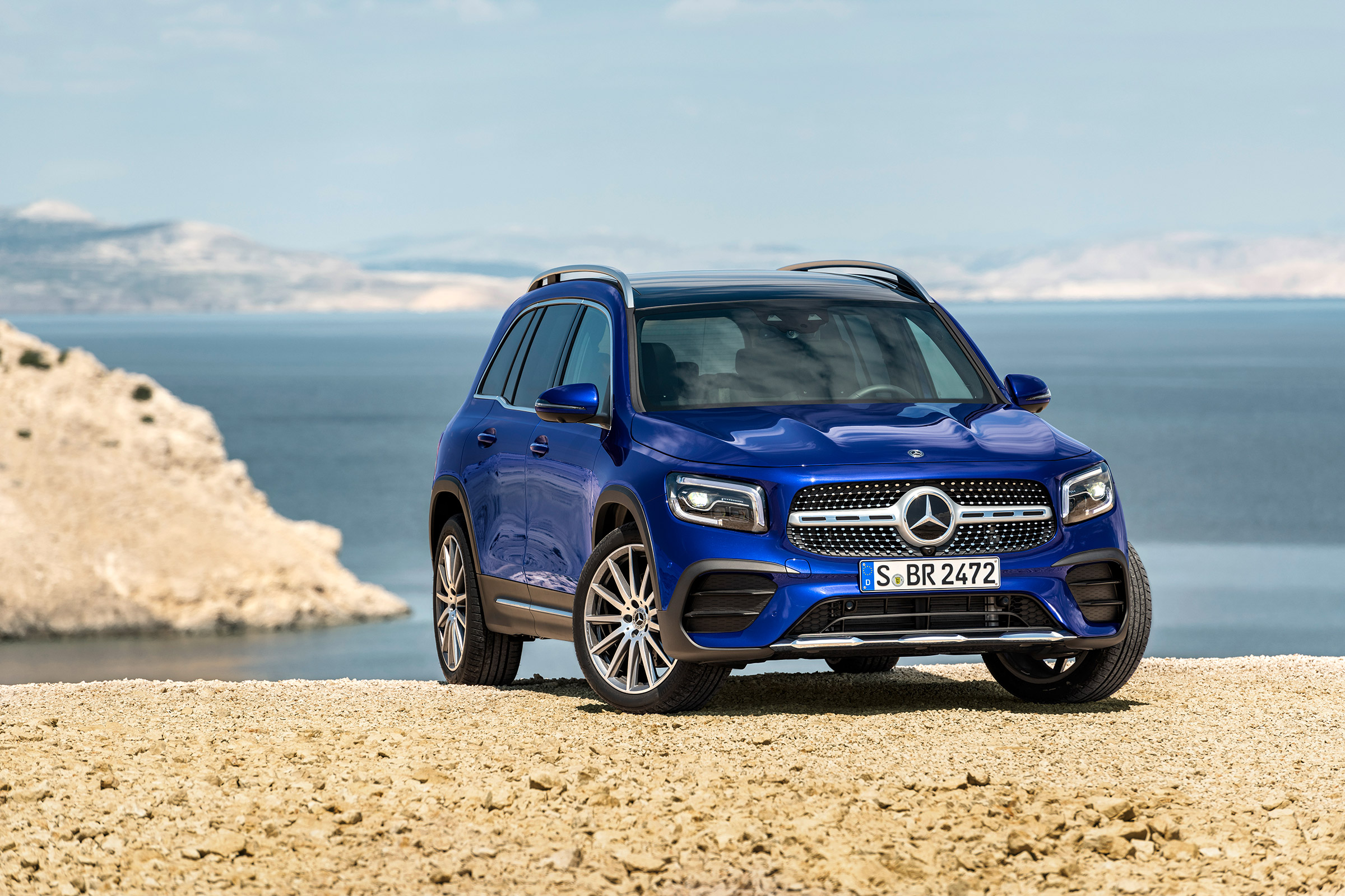Mercedes GLB revealed - nose