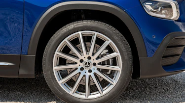 Mercedes GLB revealed - wheel