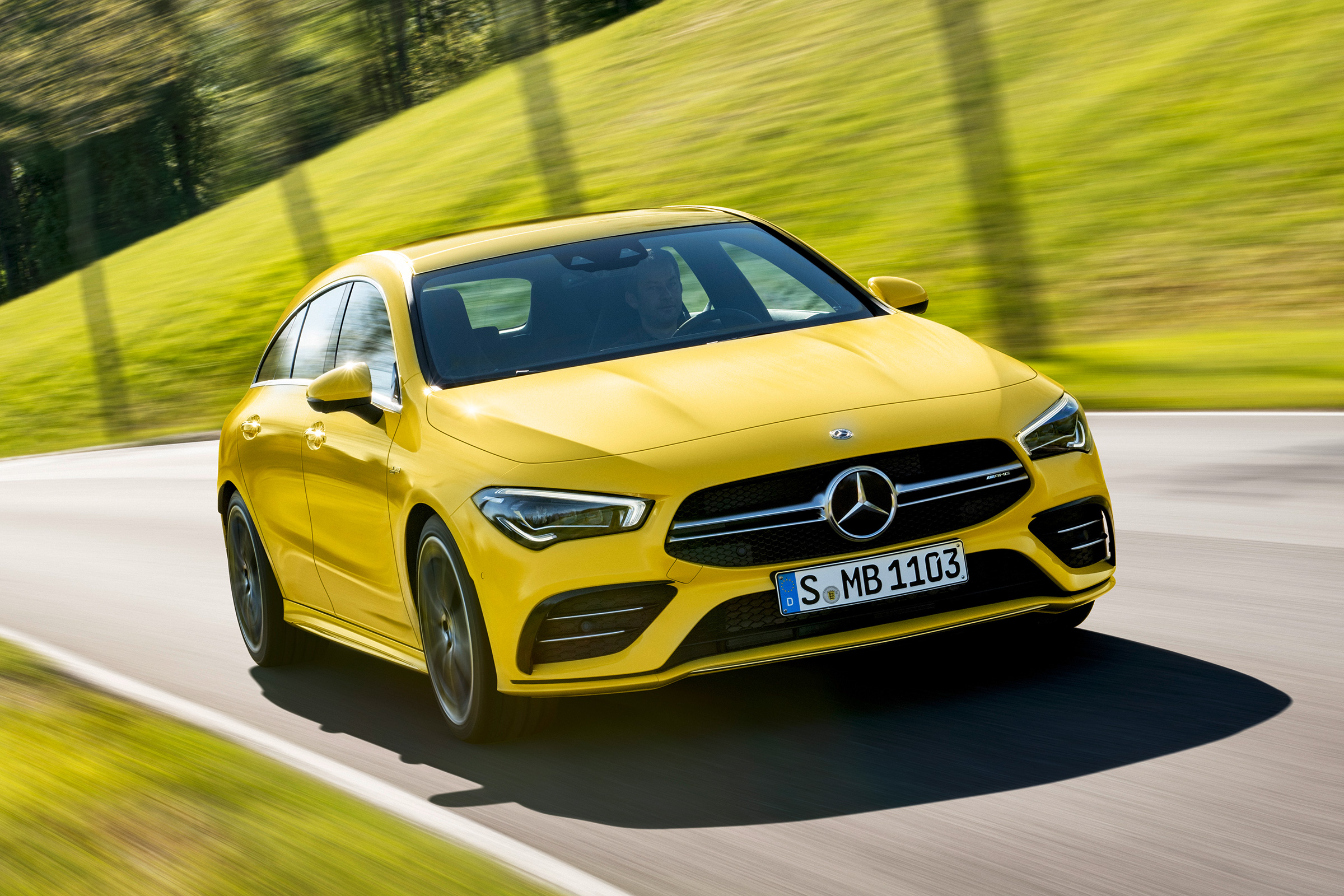 Mercedes-AMG CLA35 Shooting Brake