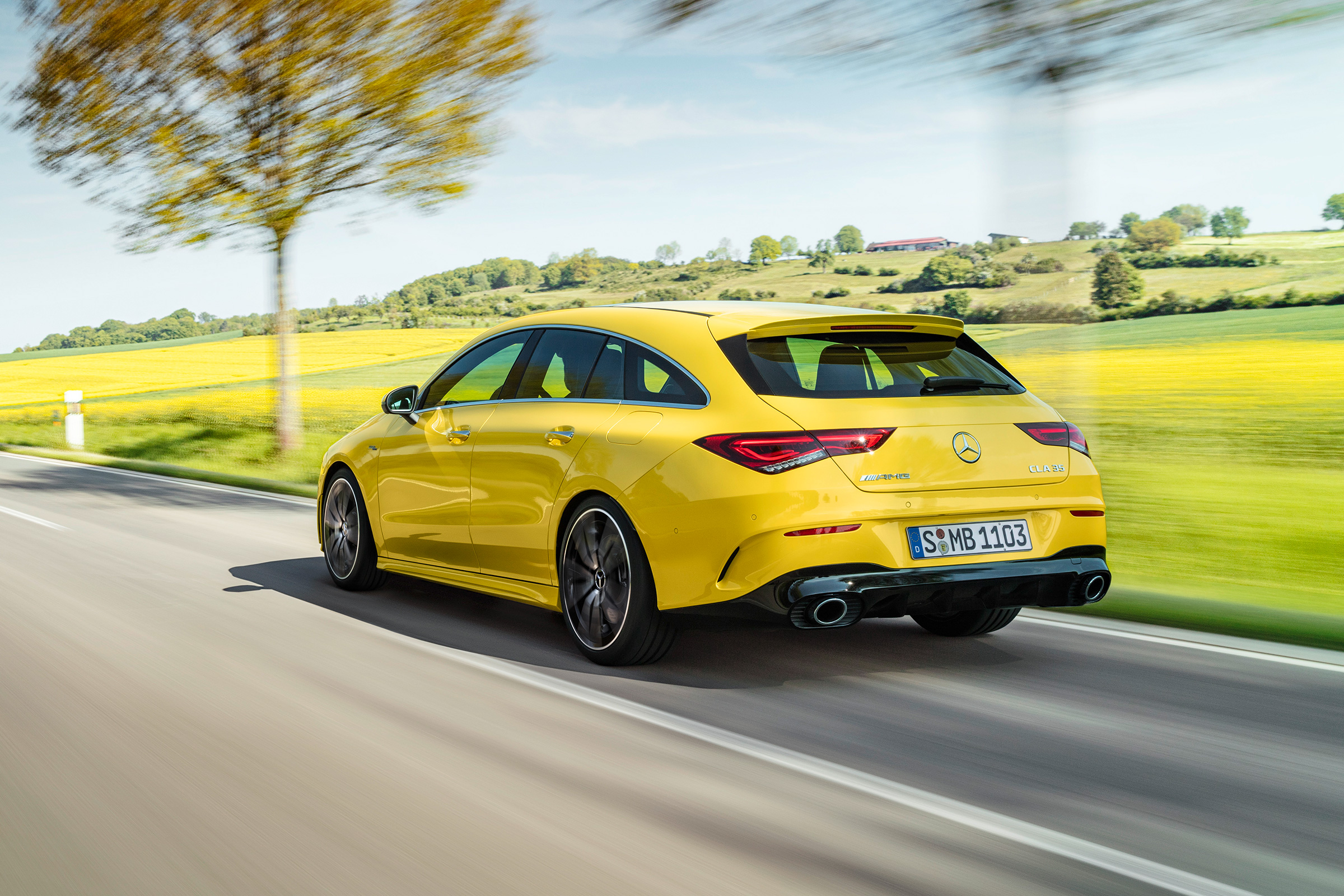Mercedes-AMG CLA35 Shooting Brake