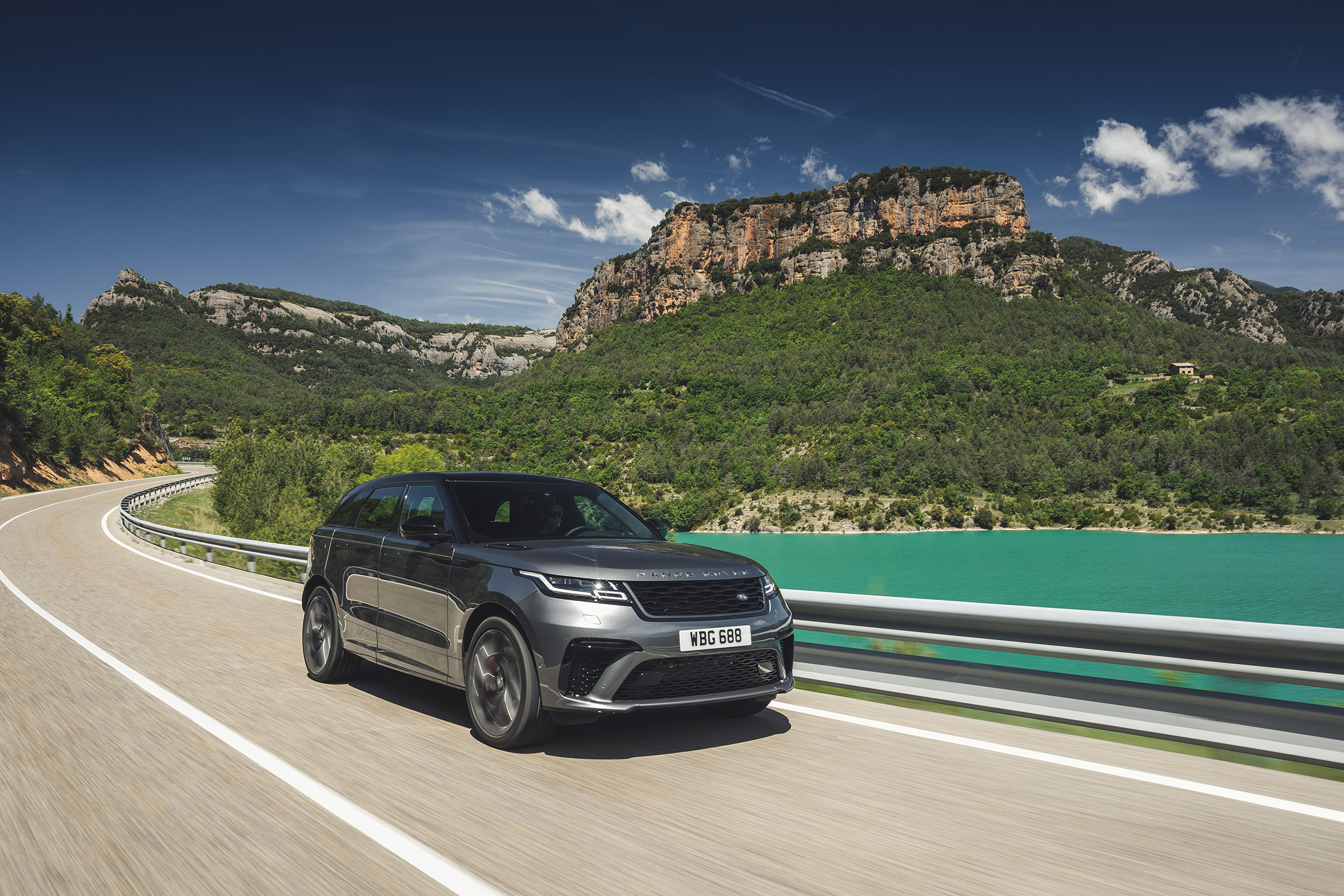 Range Rover Velar SVA - front quarter