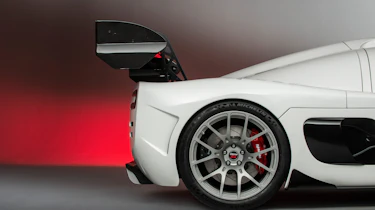 Ultima RS