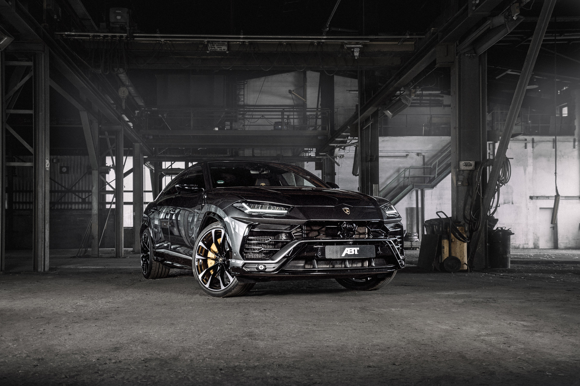 ABT Lamborghini Urus - quarter