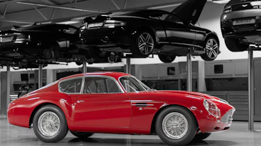 Aston Martin DB4 Zagato continuation - side