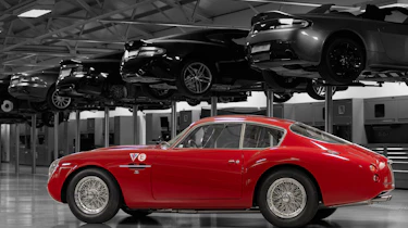 Aston Martin DB4 Zagato continuation - side