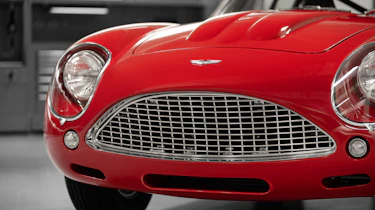 Aston Martin DB4 Zagato continuation - nose