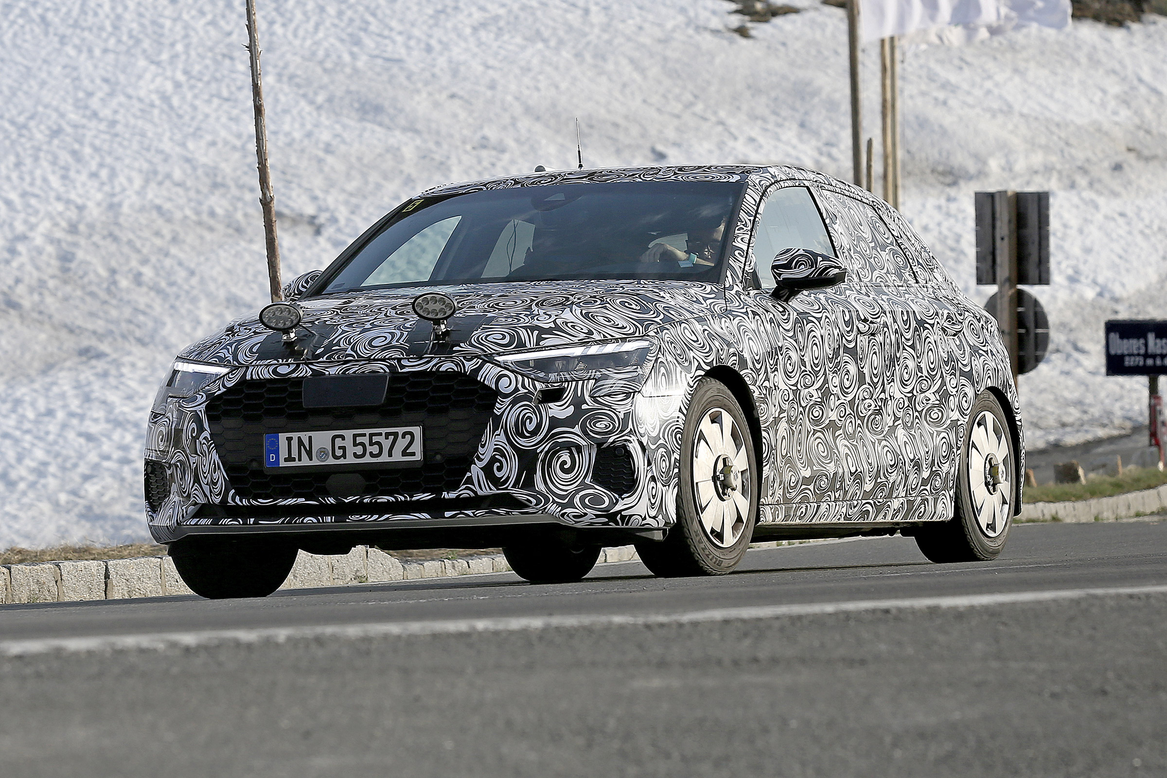Audi A3 spy 2019 - front quarter
