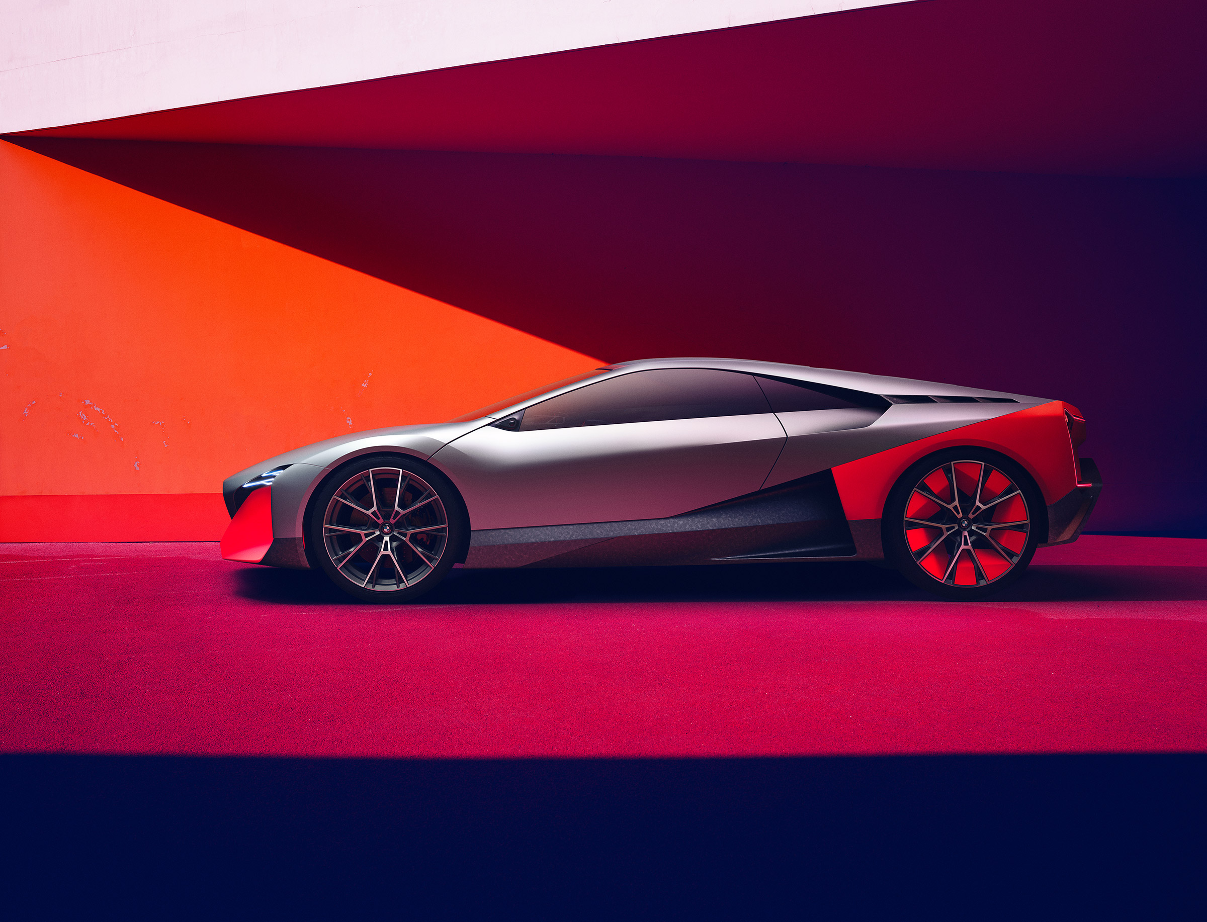BMW Vision M Concept - side
