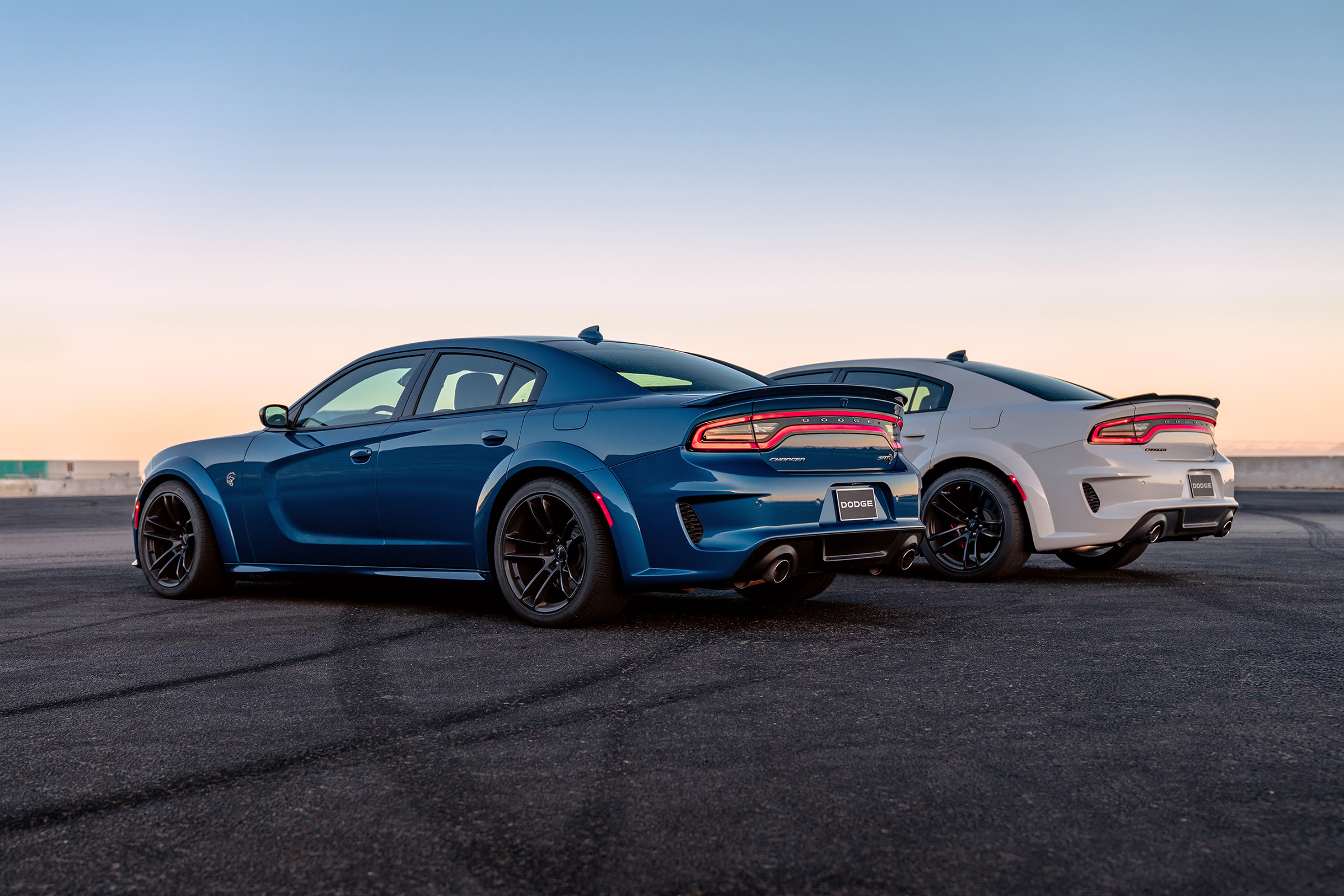 Dodge Charger SRT Hellcat &amp; Scat Pack Widebody