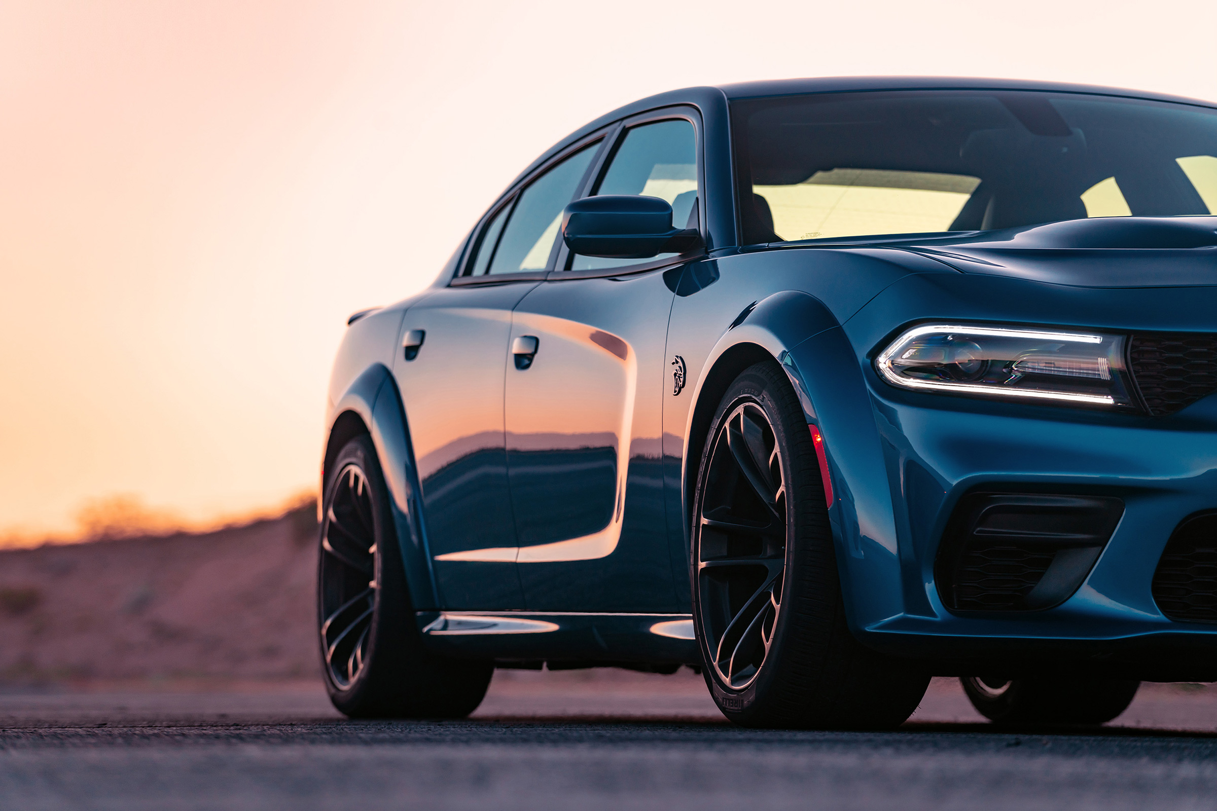 Dodge Charger SRT Hellcat front