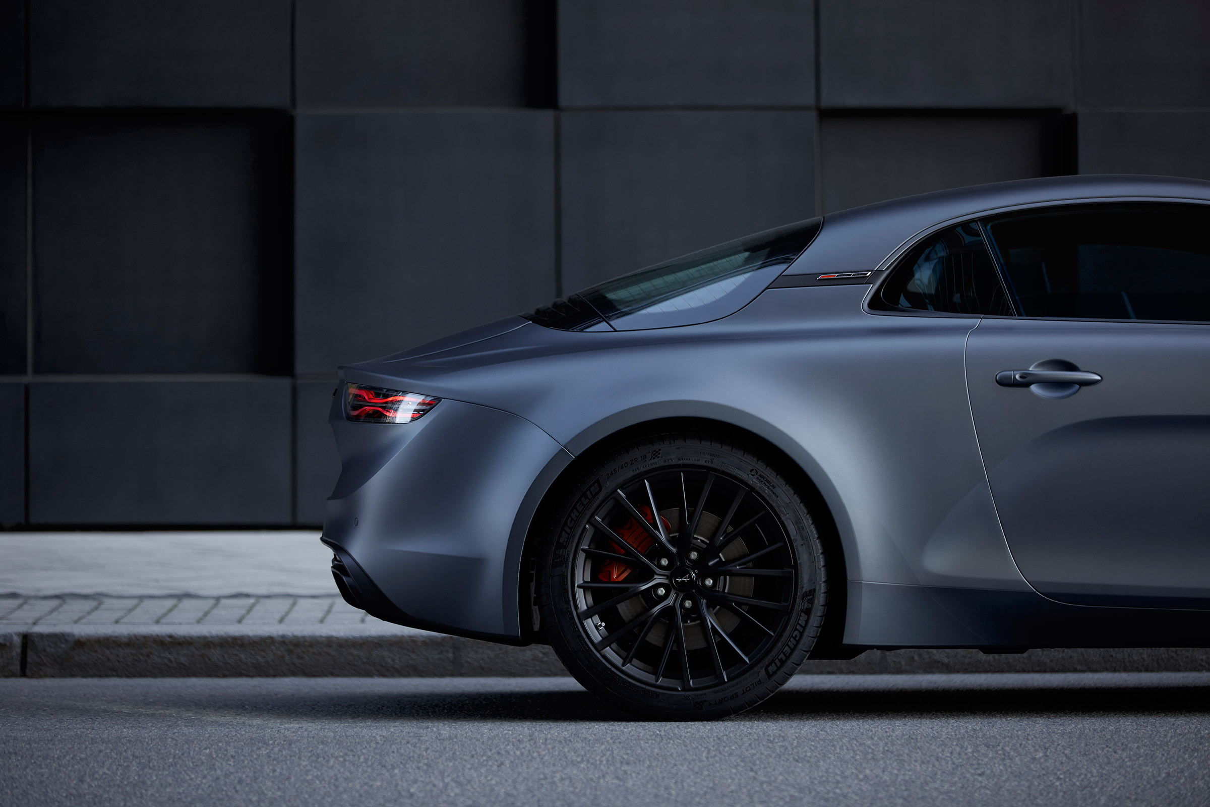 Alpine A110S - rear