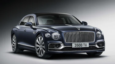 2019 Bentley Flying Spur saloon - front quarter