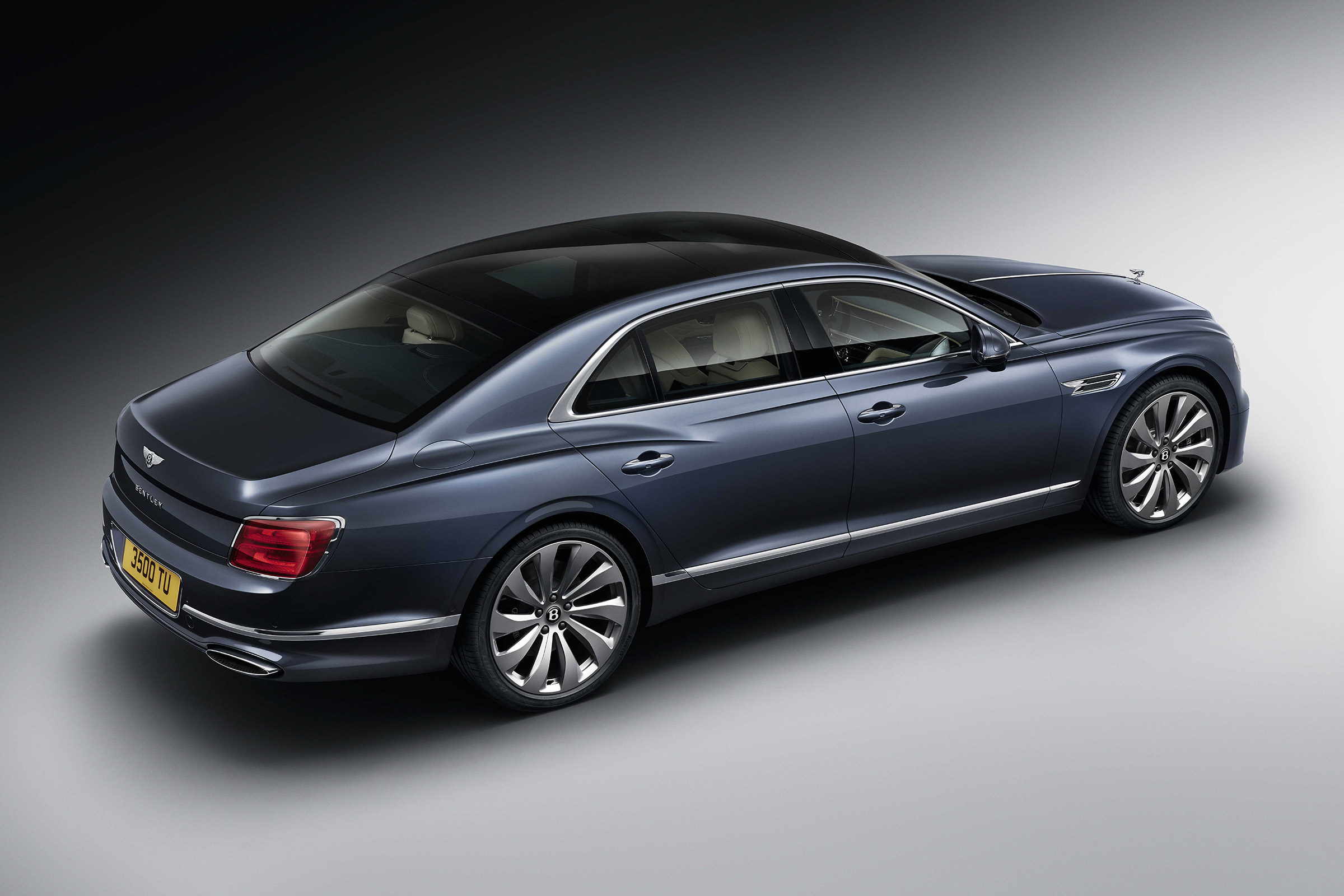 2019 Bentley Flying Spur saloon - rear quarter