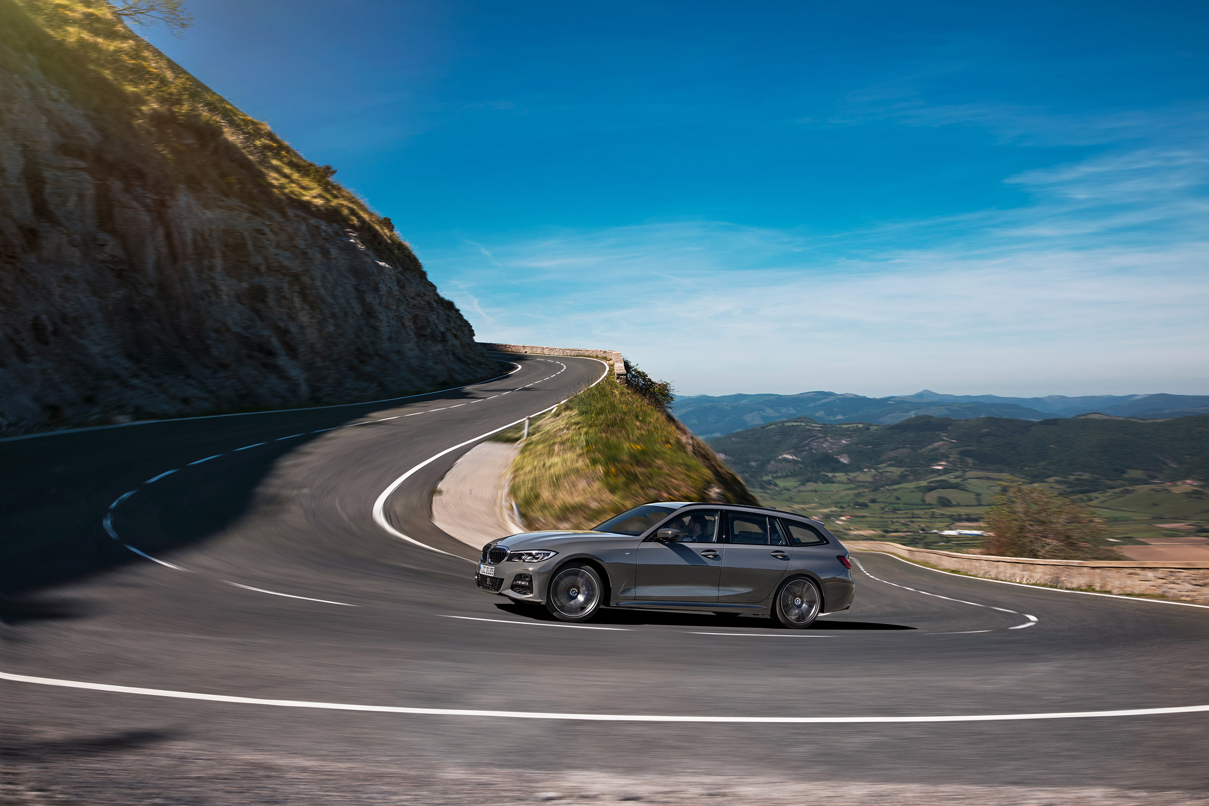 BMW 3-series Touring 2019 - skde