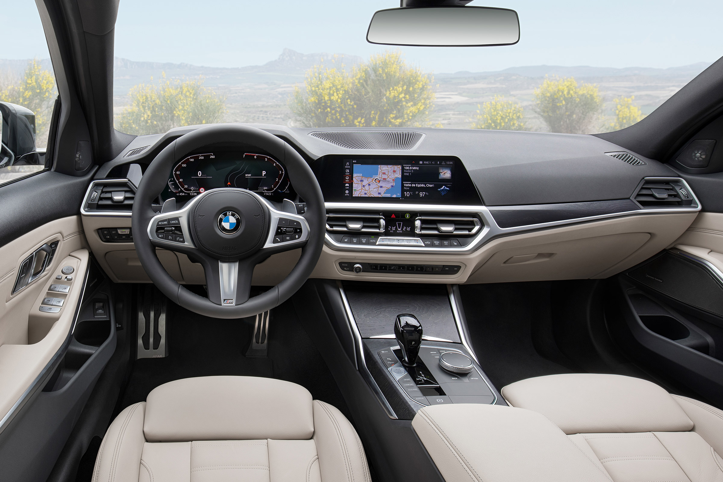 BMW 3-series Touring 2019 - dash