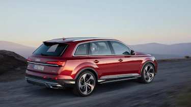 Audi Q7 facelift - rear quarter
