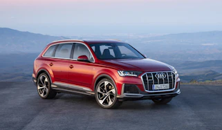 Audi Q7 facelift - front quarter