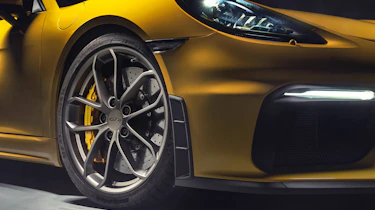 Porsche 718 Cayman GT4 wheel