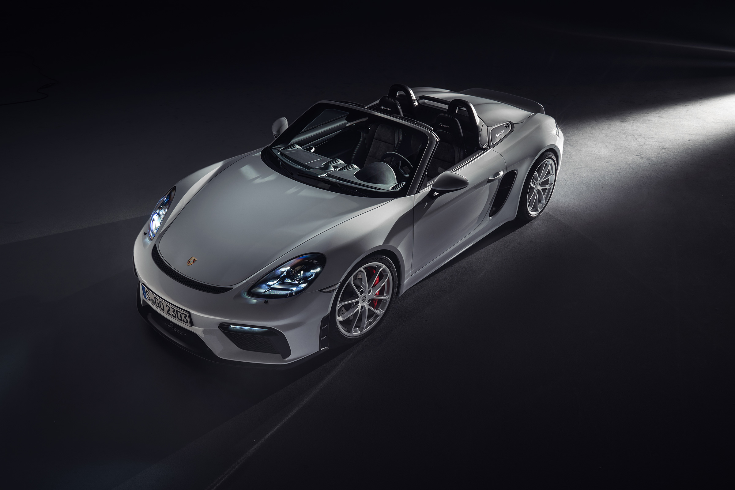 Porsche 718 Spyder front