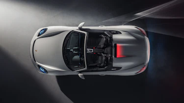 Porsche 718 Spyder top