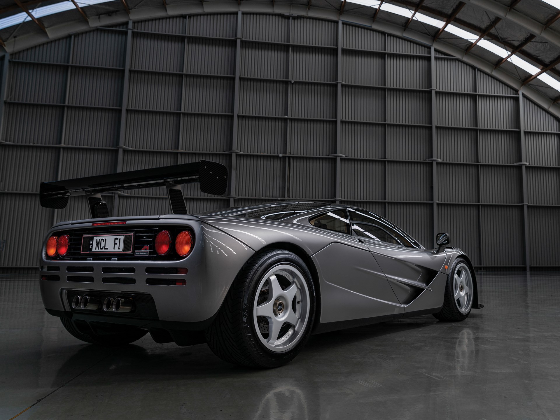 McLaren F1 LM Specification rear