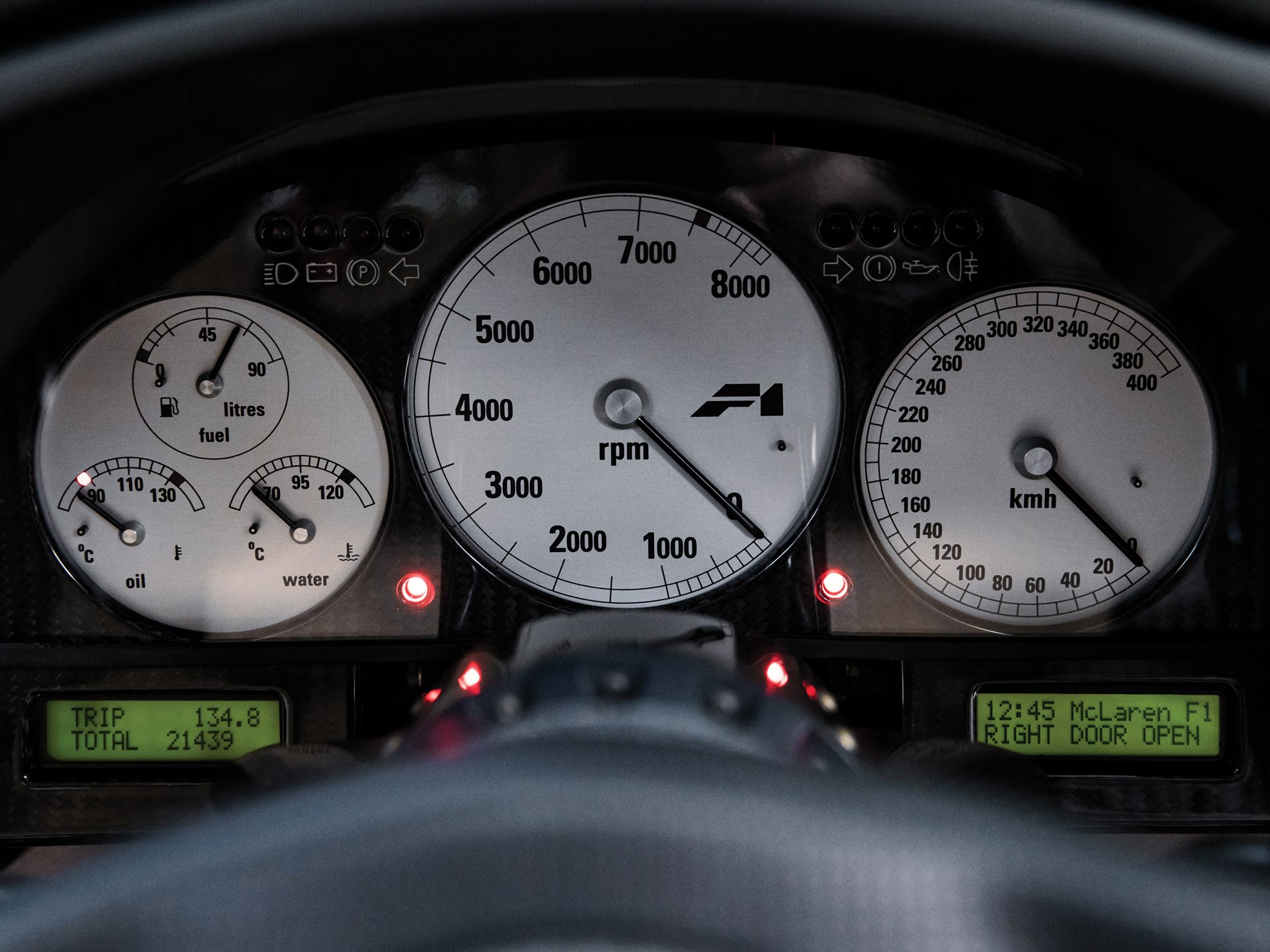 McLaren F1 LM Specification dials