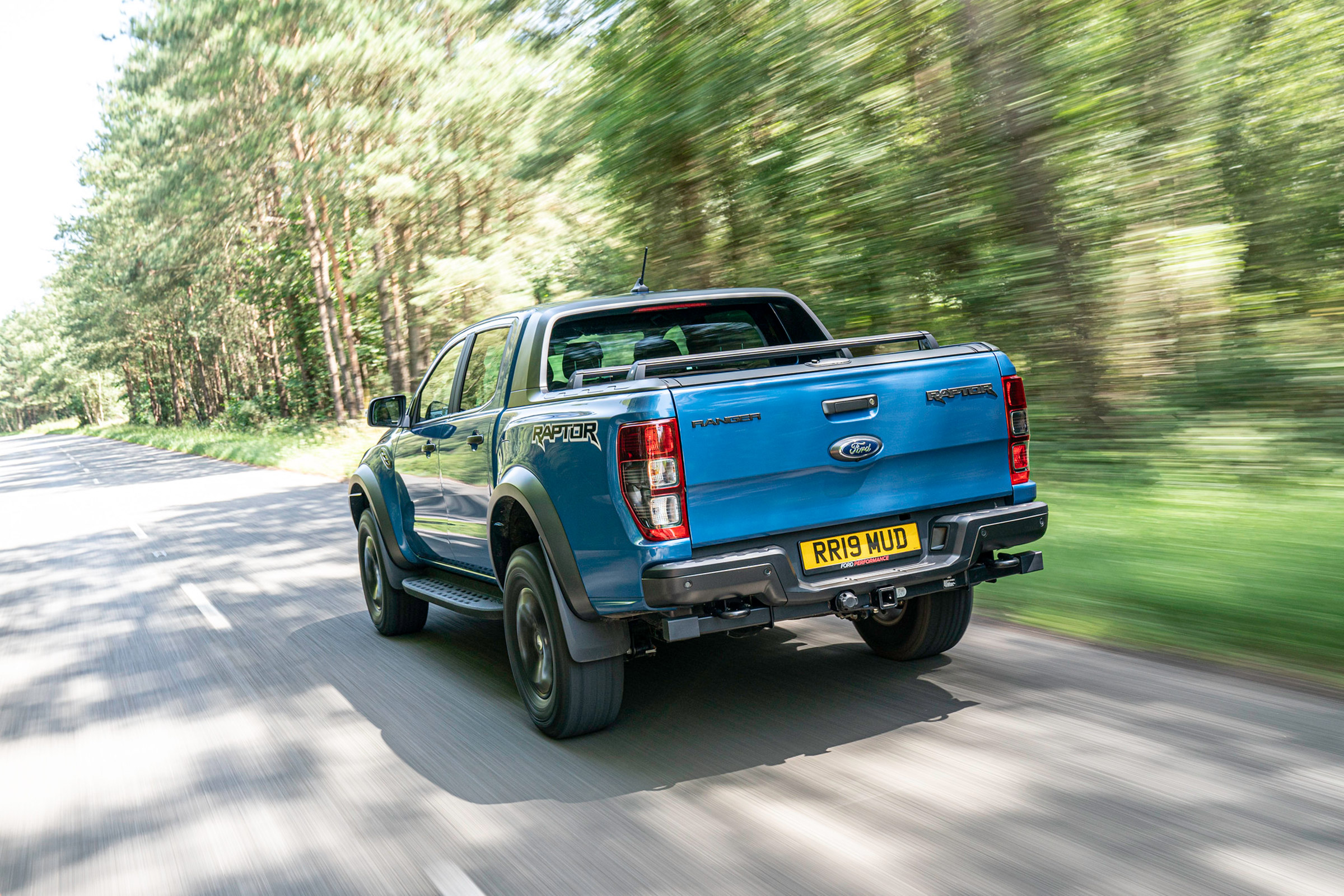 Ford Ranger Raptor UK - down