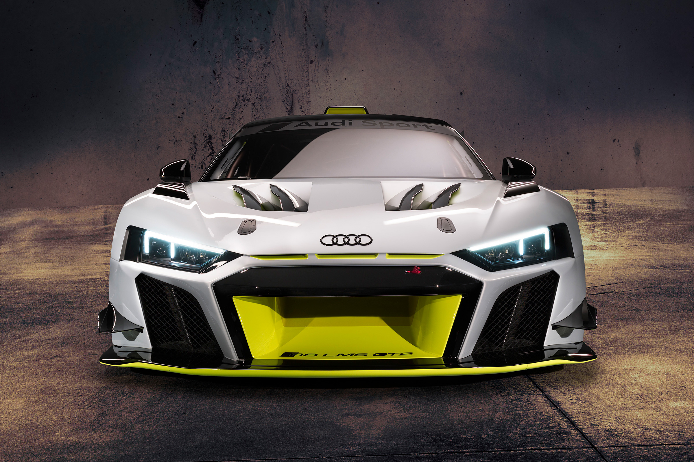 Audi R8 LMS GT2 front
