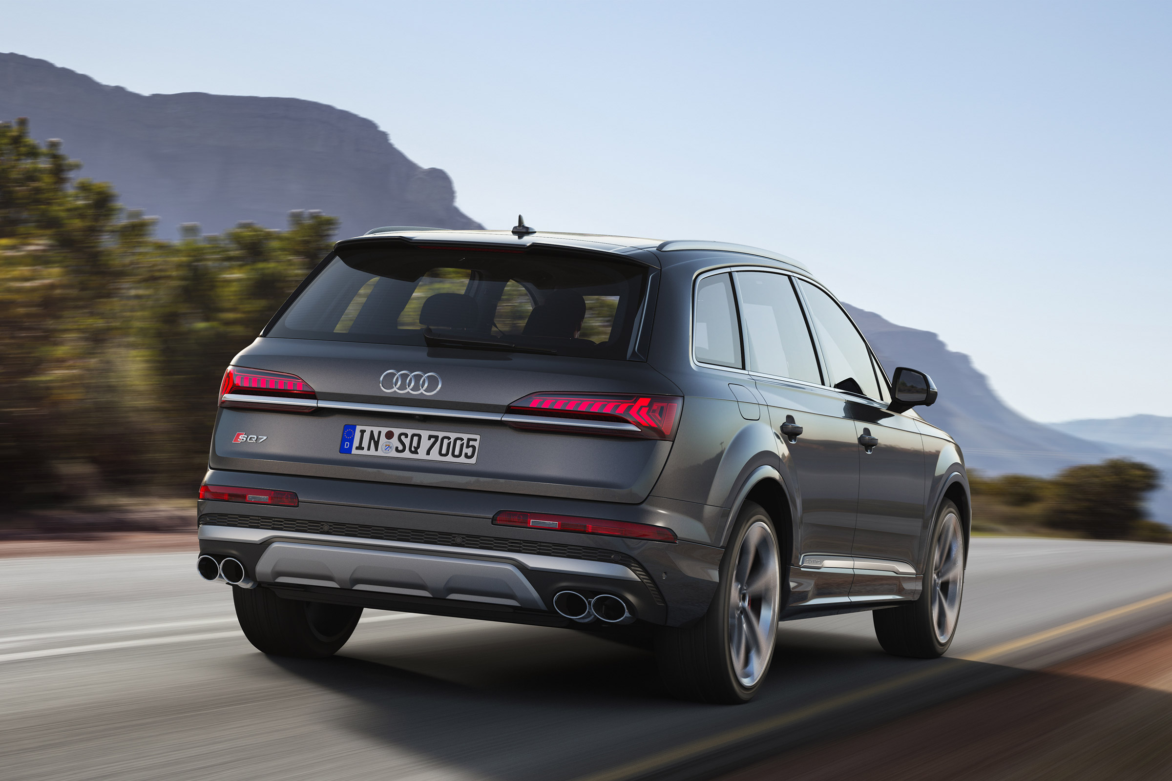 Audi SQ7 TDI - rear