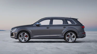 Audi SQ7 TDI - side