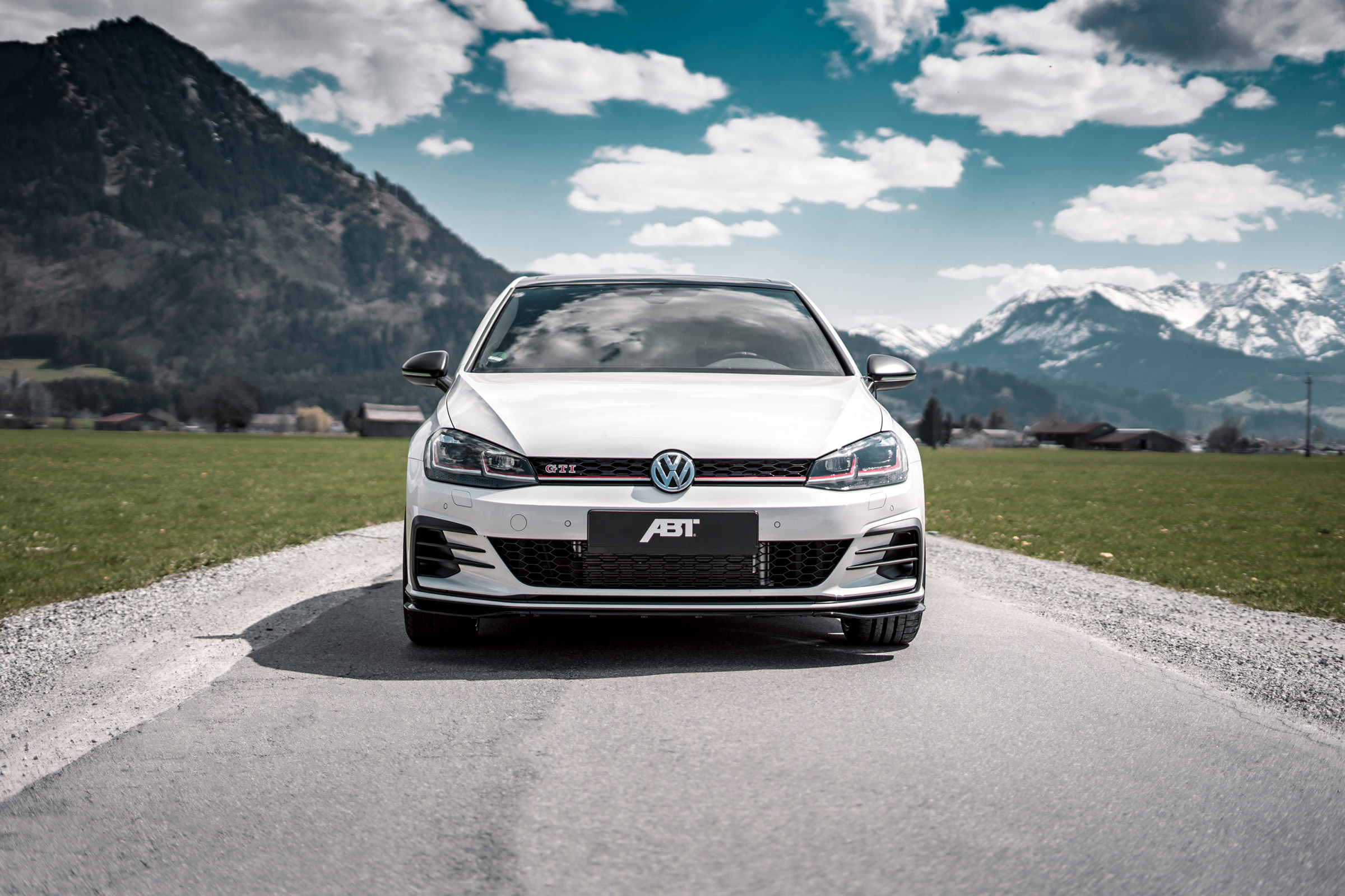 Volkswagen Golf GTI TCR Abt - nose