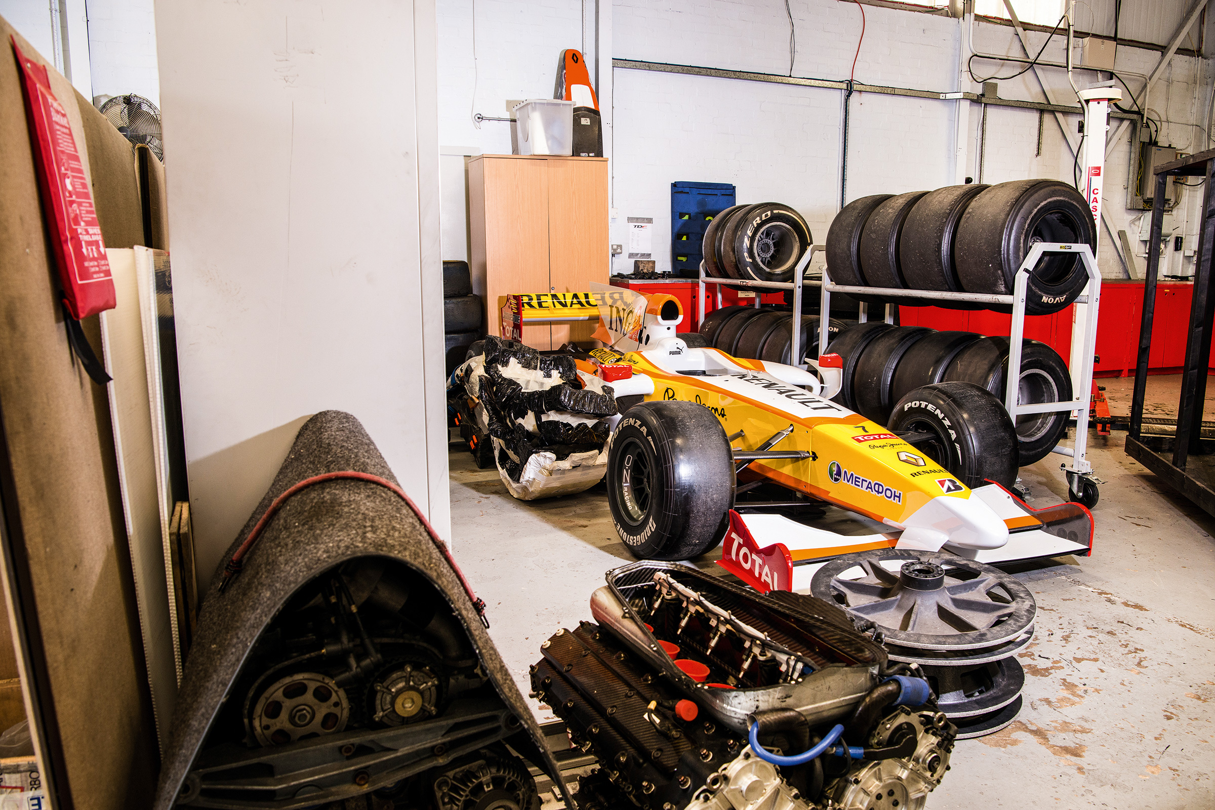 Used Formula 1 cars front