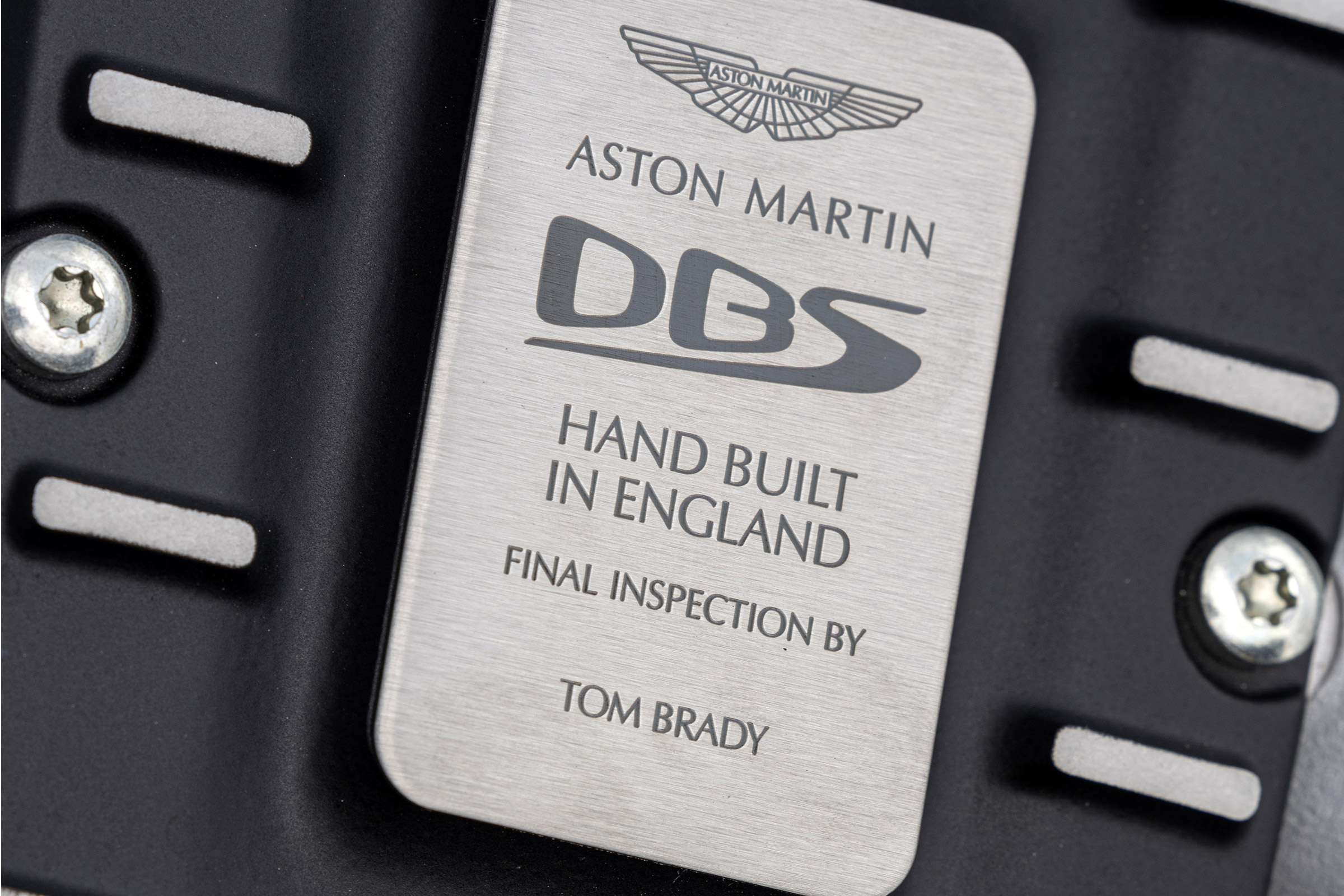 Aston Martin DBS Superleggera Volante engine badge