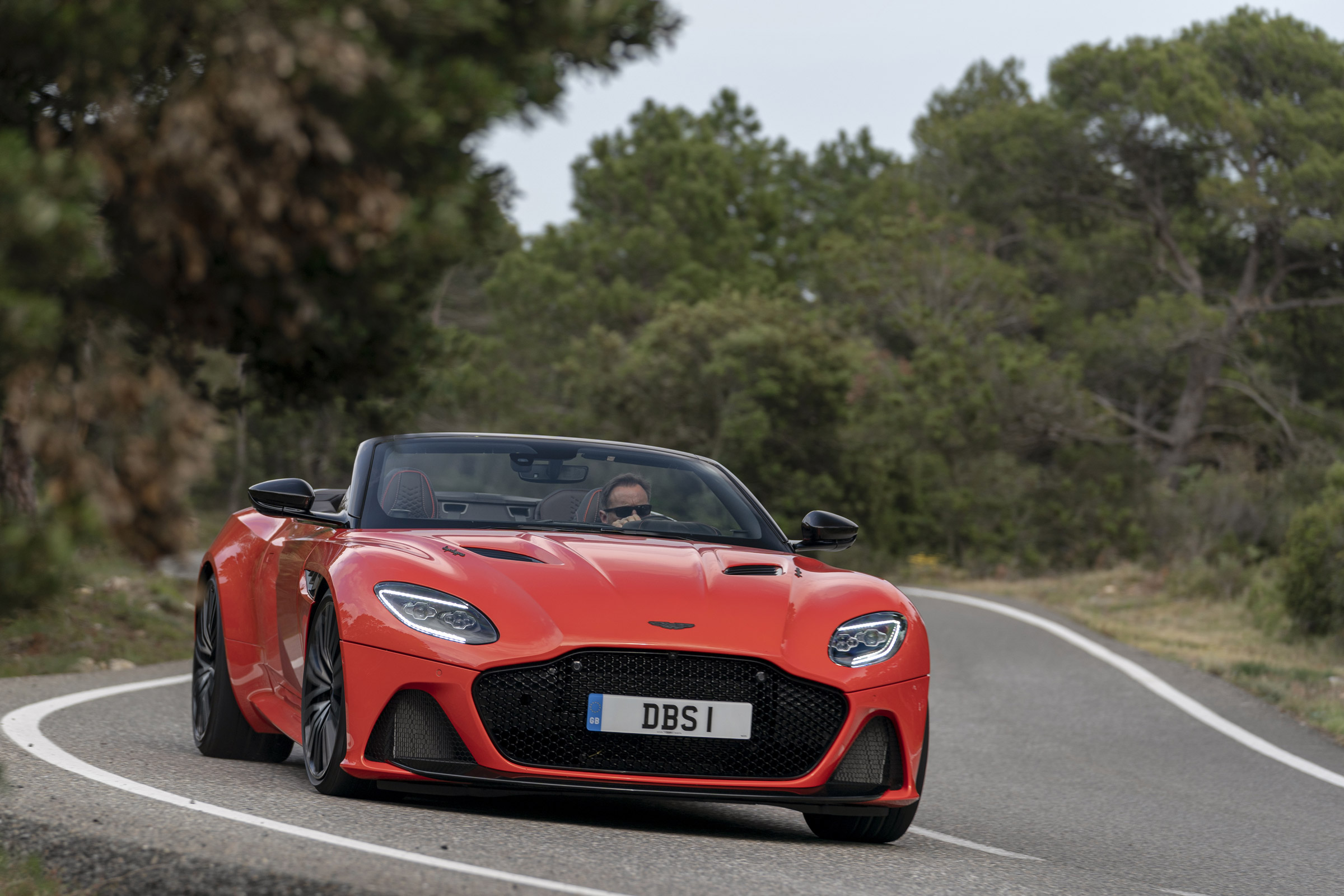 Aston Martin DBS Superleggera Volante front