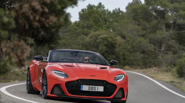 Aston Martin DBS Superleggera Volante front