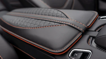 Aston Martin DBS Superleggera Volante interior